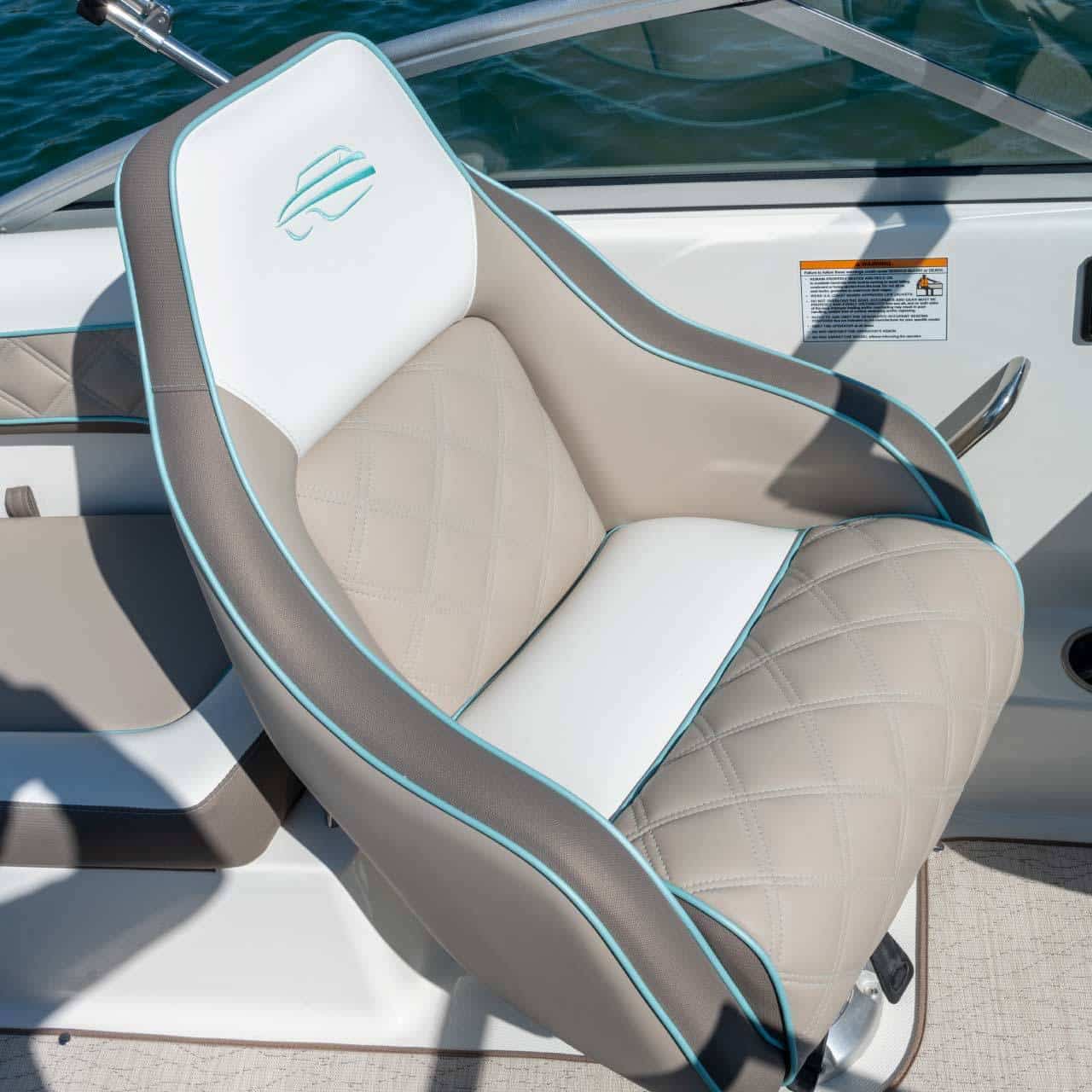 259 Platinum | Splendor Boats